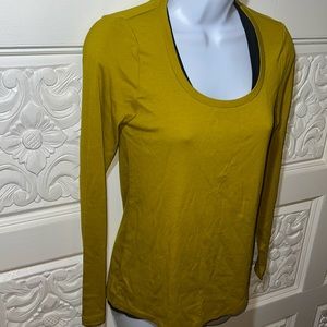 Old Navy women’s new Classic Long Sleeve Top S